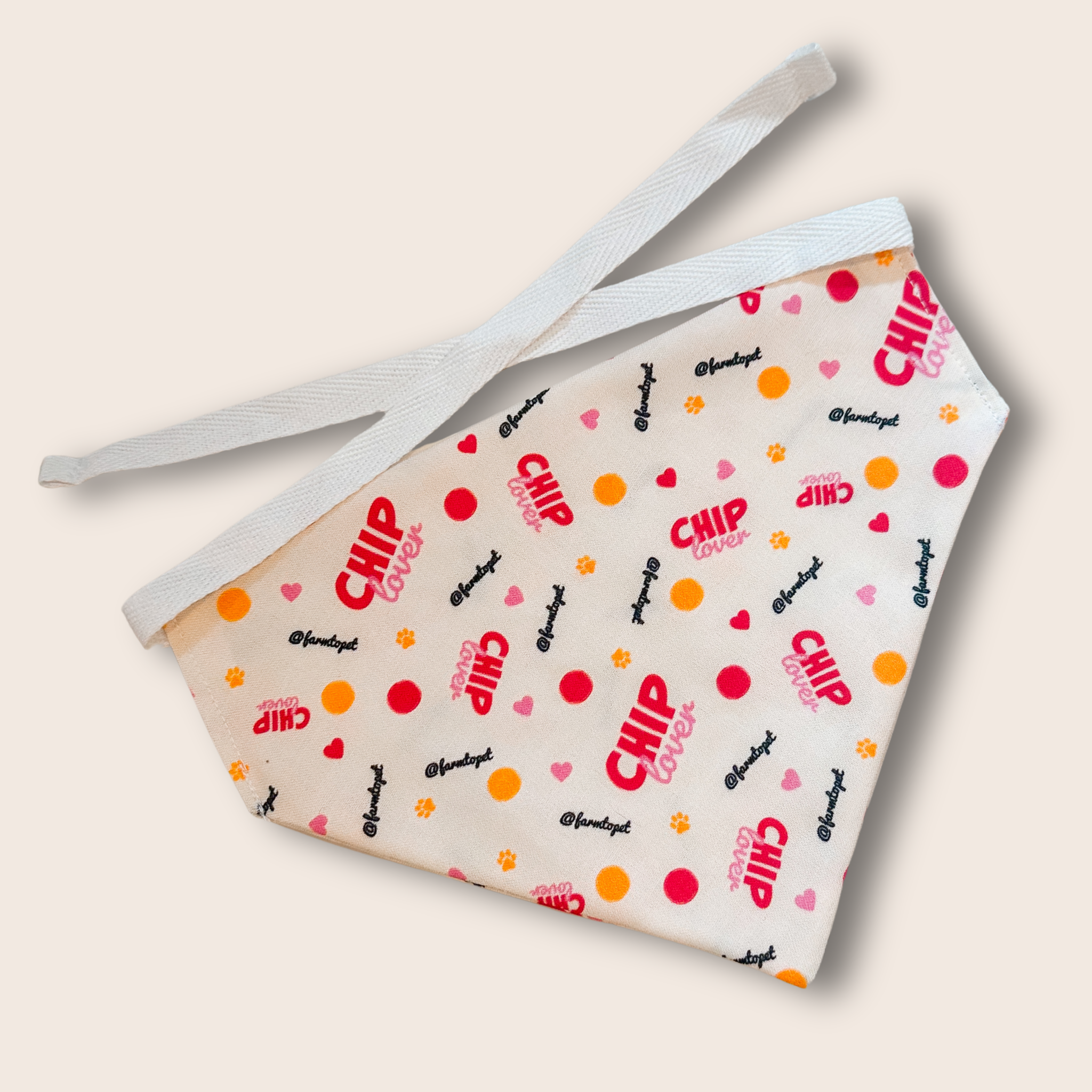 Beige bandana for dogs with colorful 'CHIP LOVER' from Farm to Pet